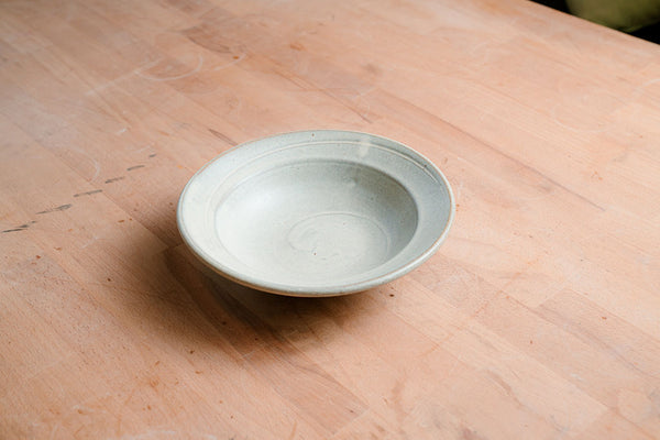 Rimmed Bowl