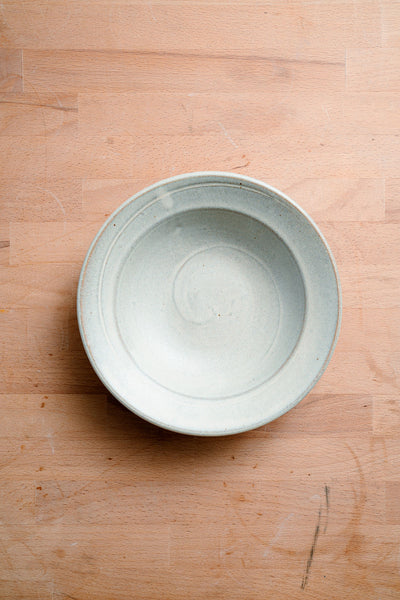 Rimmed Bowl