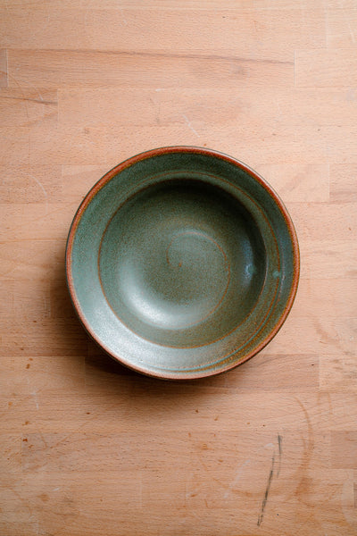 Rimmed Bowl