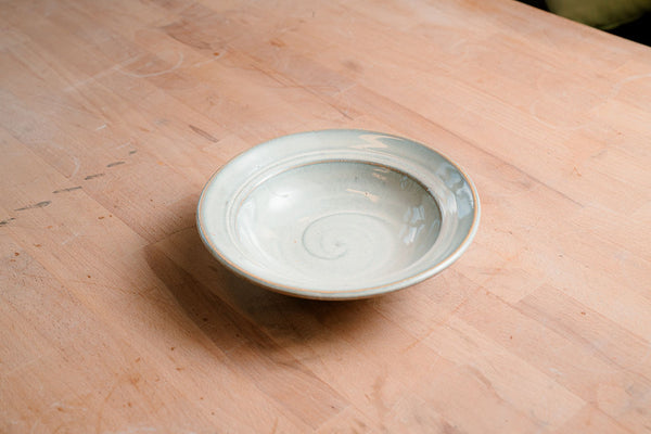 Rimmed Bowl
