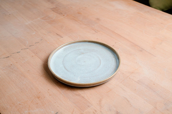 Flat Plate Raised Rim