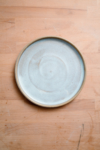 Flat Plate Raised Rim