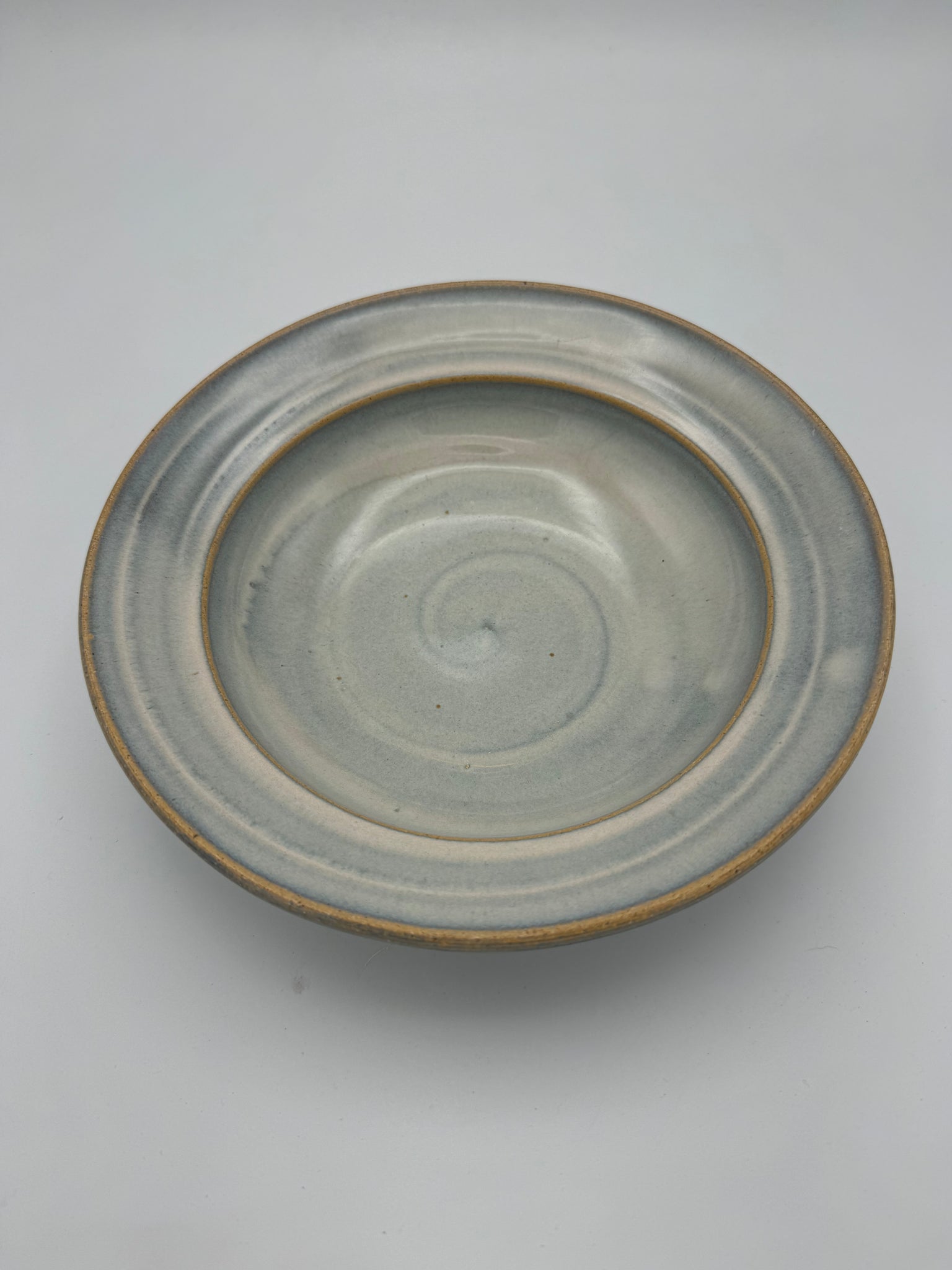 Large Rimmed Bowl
